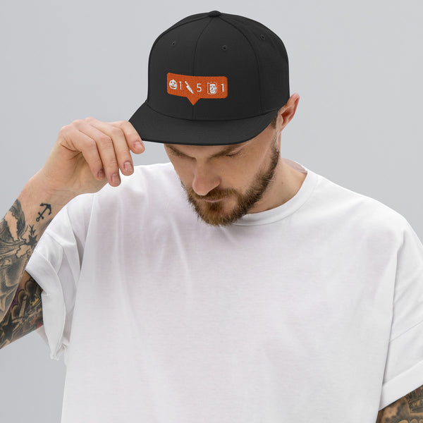 classic-snapback-black-front-